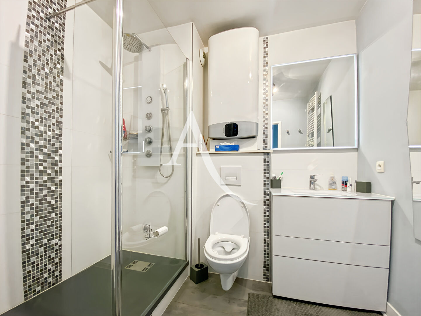 Photo Bois d'Arcy  Studio en rez de jardin image 6/6