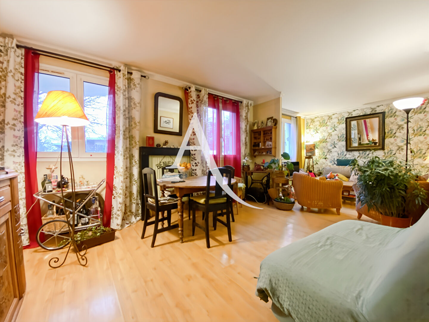 Photo Appartement Maurepas 3 pièce(s) 69 m2 image 2/6