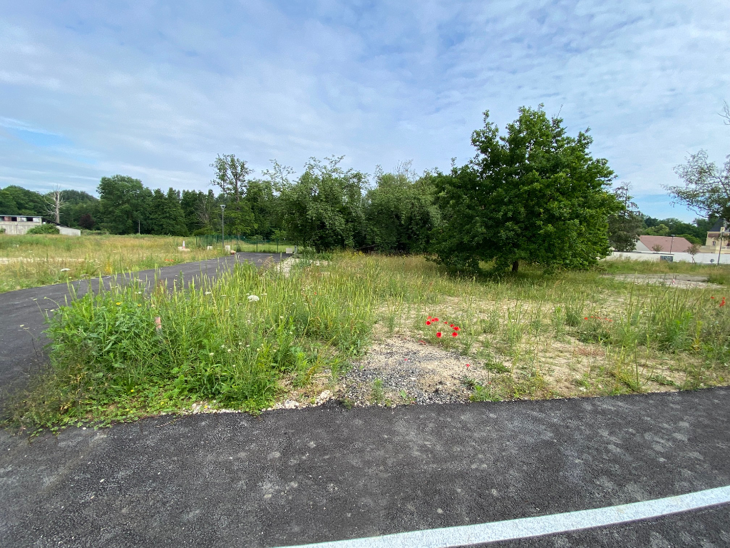 Photo Terrain à batir de 765 m2 image 1/1
