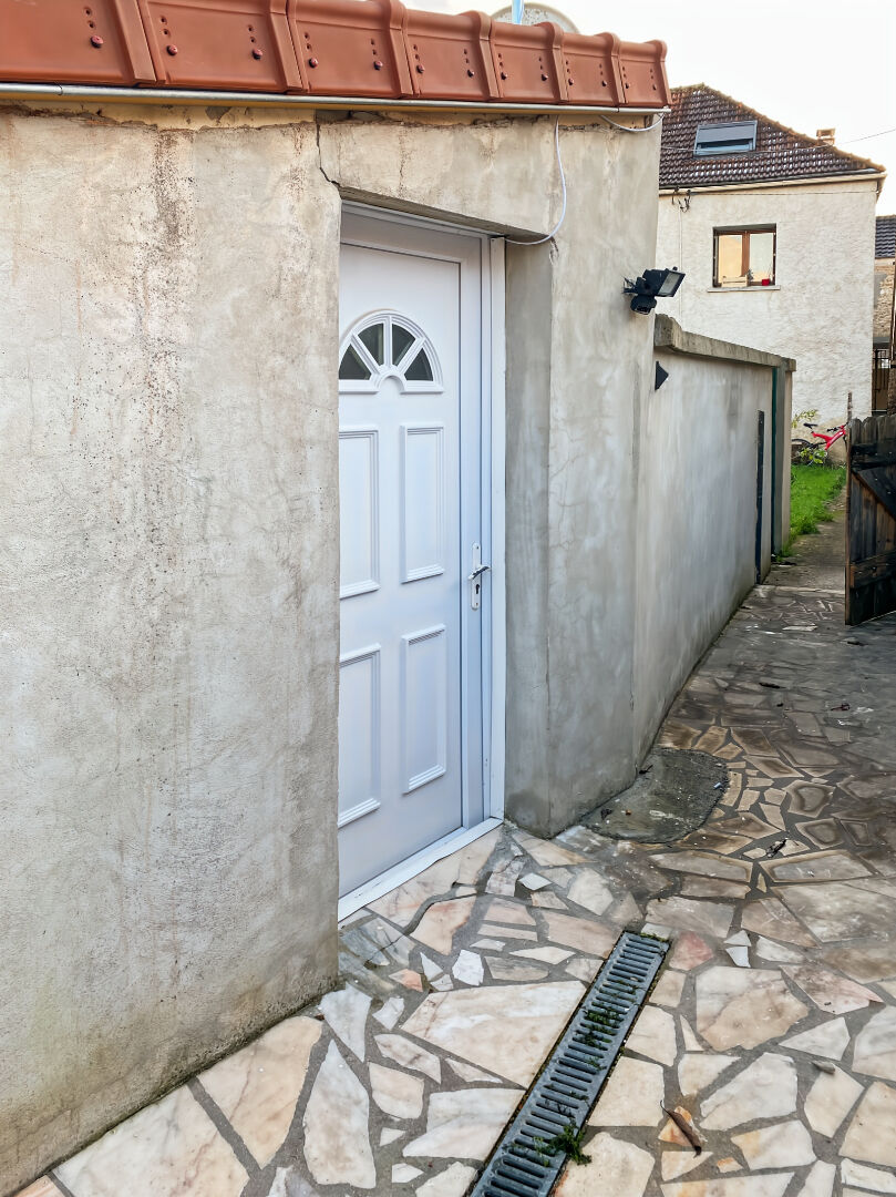 Photo À LOUER - STUDIO MEUBLÉ - BALLANCOURT/E image 6/6