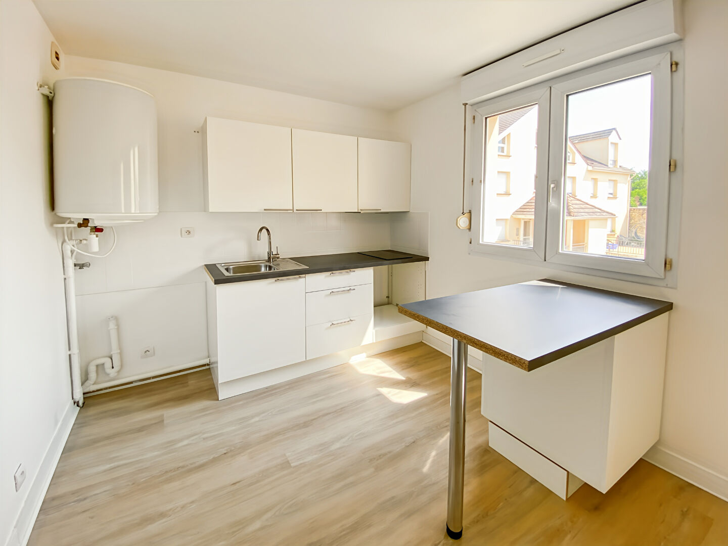 Photo À LOUER - STUDIO - BALLANCOURT SUR ESSONNE image 2/3