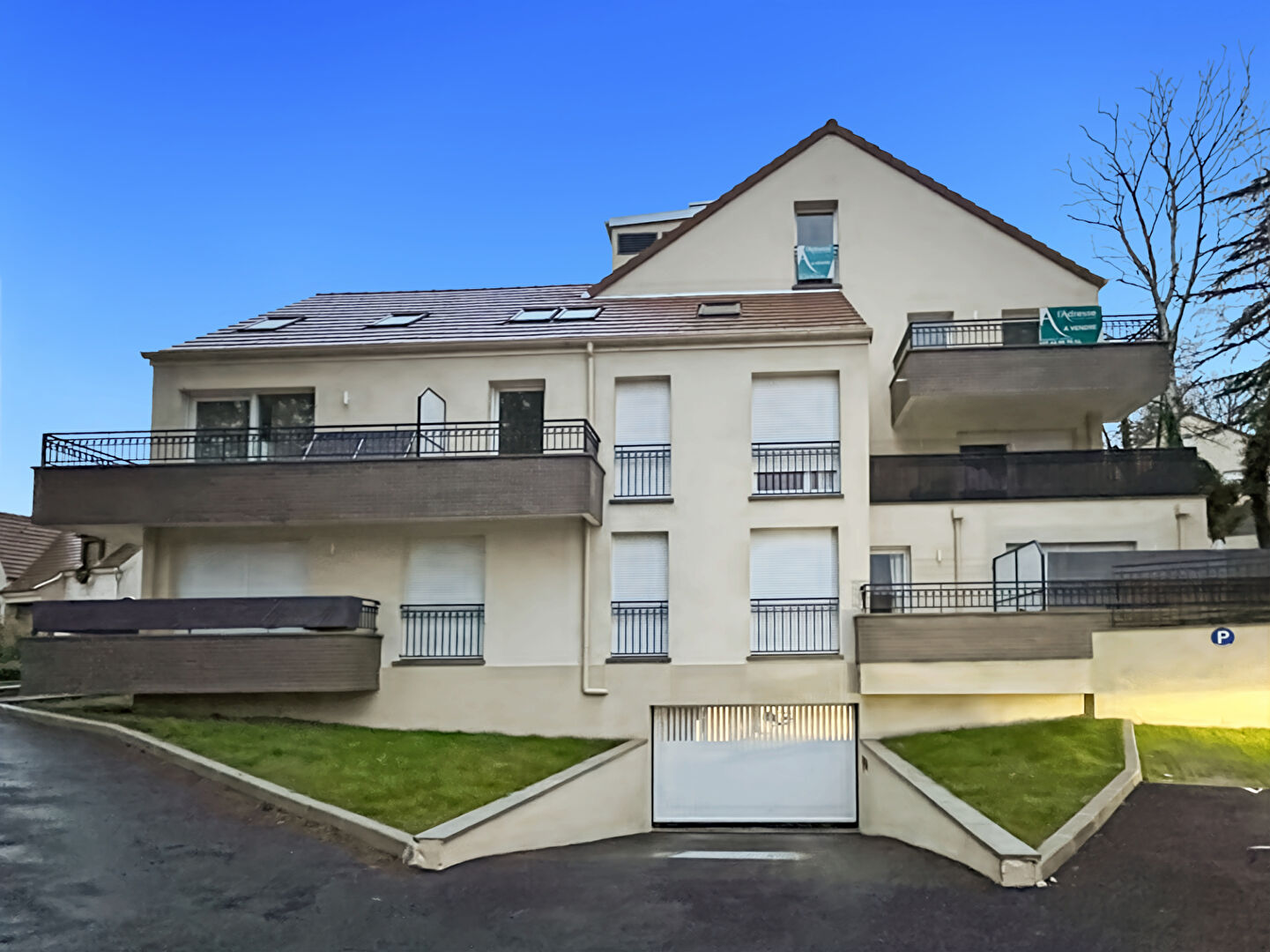 Photo Appartement à Saint Pierre Du Perray 4 pièce(s) 80 m2 image 2/2