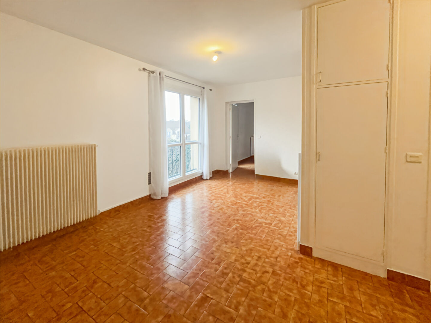 À LOUER - APPARTEMENT - LA FERTE ALAIS