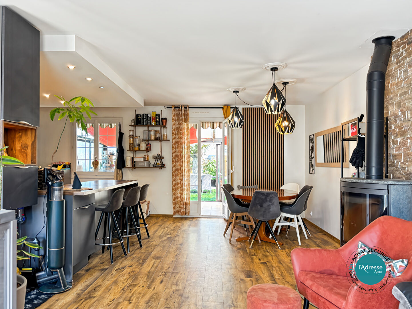 Photo Maison à Chevannes 7 pièce(s) 140 m2 image 2/6