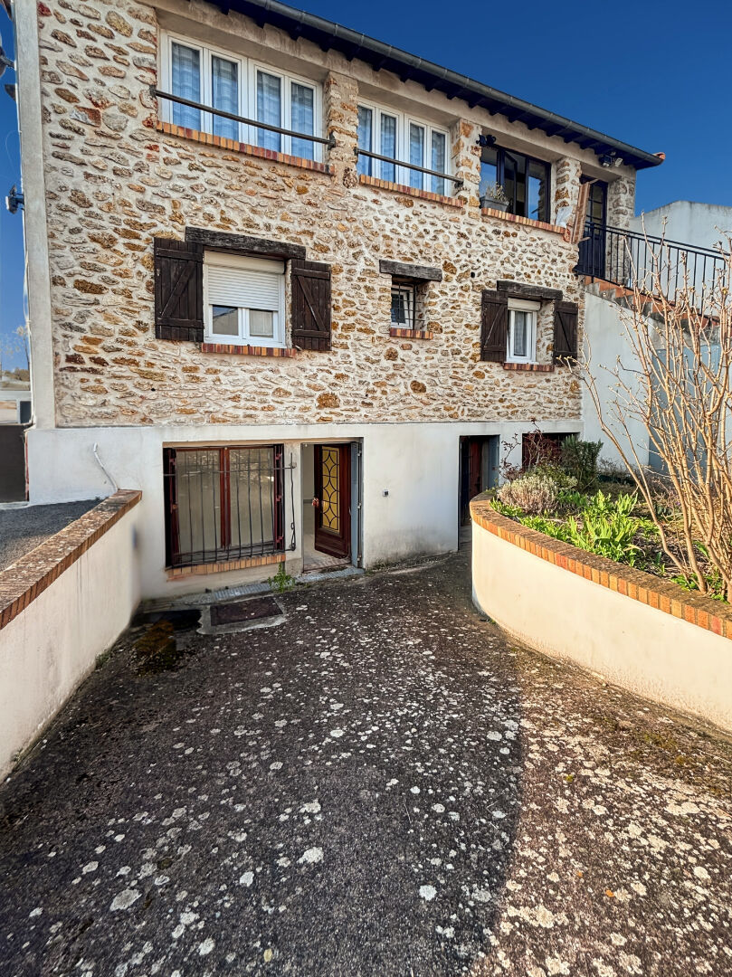 À LOUER - BUREAUX - BALLANCOURT SUR ESSONNE