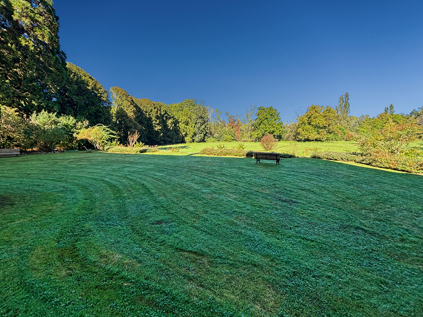 Photo À LOUER - STUDIO MEUBLÉ - GUIGNEVILLE SUR ESSONNE image 2/6