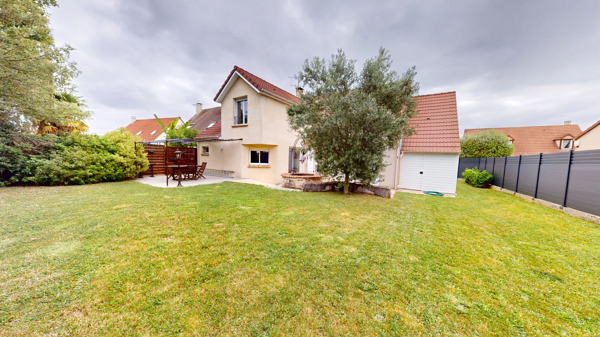 Photo Maison 8 pièces 156 m2 image 1/6