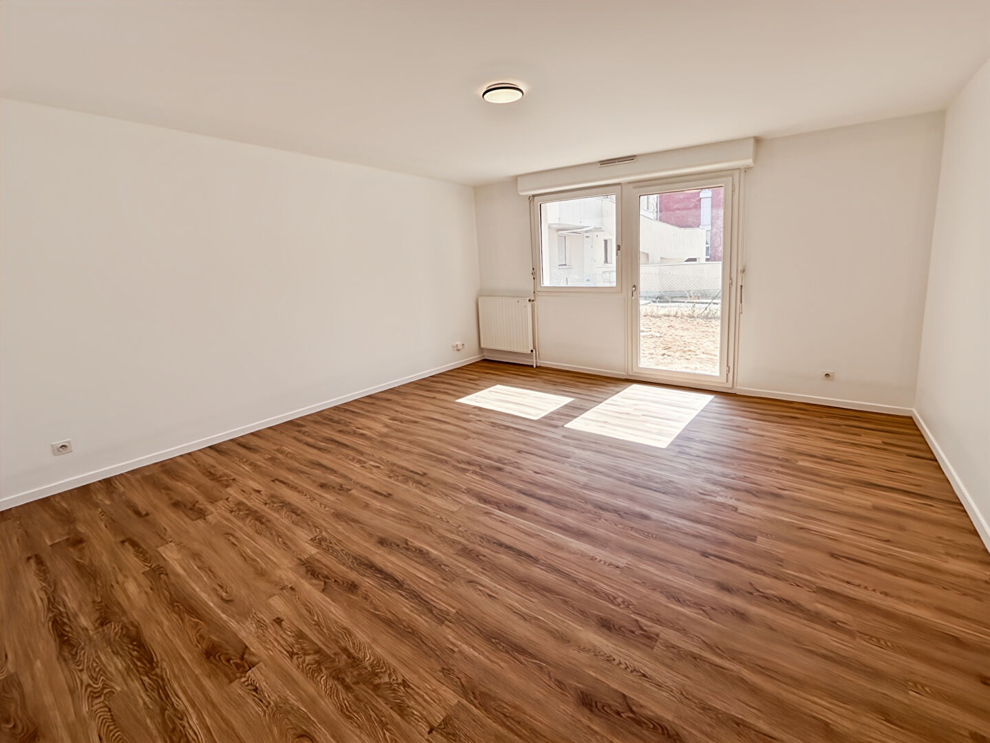 Apartment 4 pièces · 87.00 m² à MENNECY
