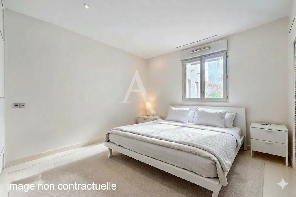 Photo 2 pièces Antibes Hauteur image 2/6