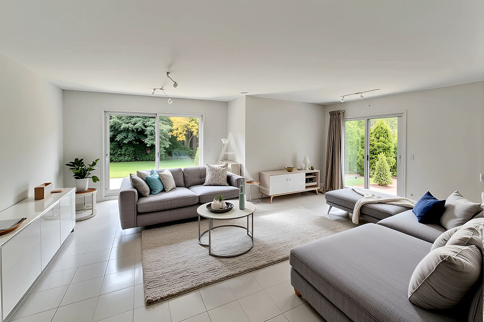 Photo Maison Lescar 5 pièce(s) 109 m2 image 2/6