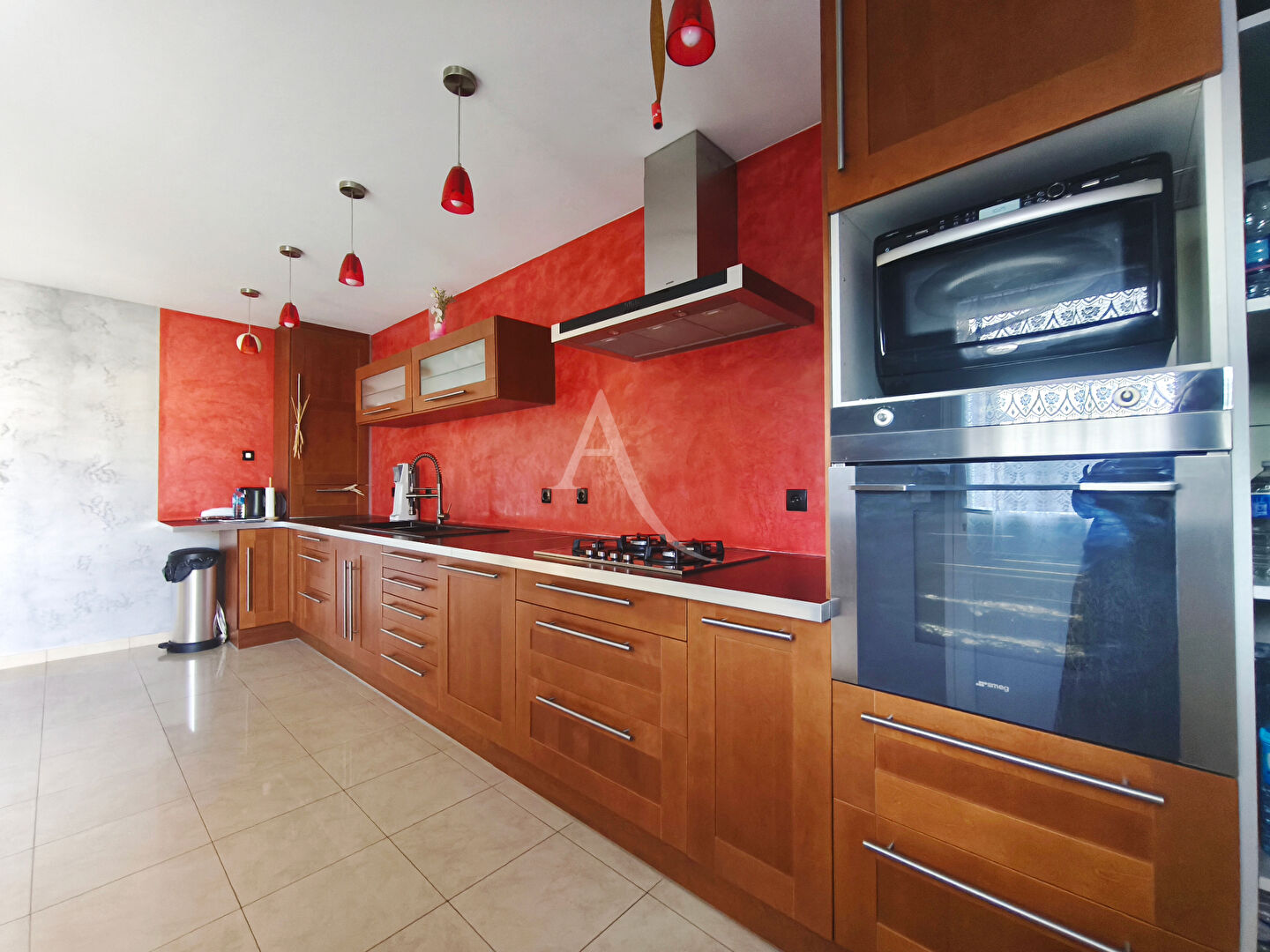 Photo Maison mitoyenne - 3 pièce(s) - 00 m² - PROVIN image 2/6