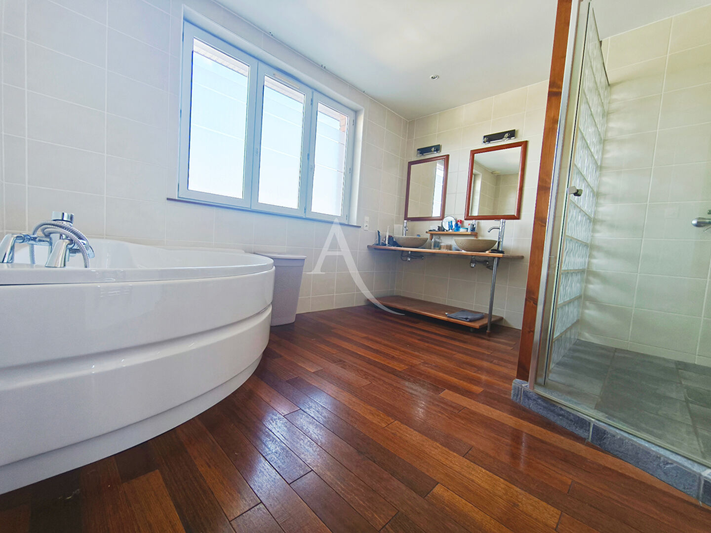 Photo Maison mitoyenne - 3 pièce(s) - 00 m² - PROVIN image 5/6