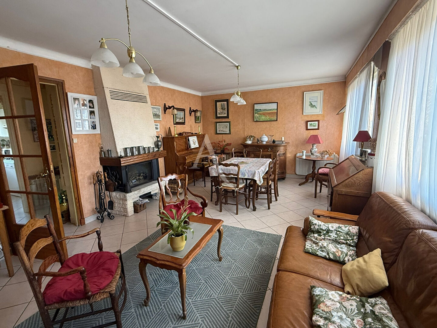 Photo Maison -10 pièce(s) -195 m² - EPERLECQUES image 2/6