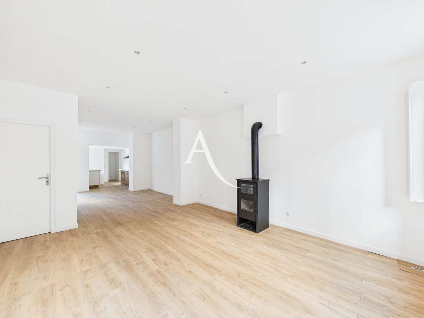 Photo Maison 5 pièces 135 m2 image 1/6