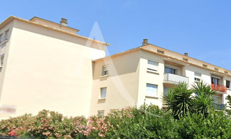 Appartement  4 pièce(s) 90 m2 + Cave + Parking