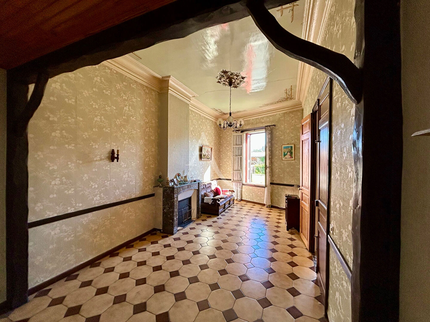 Charmante Maison de village+ Garage