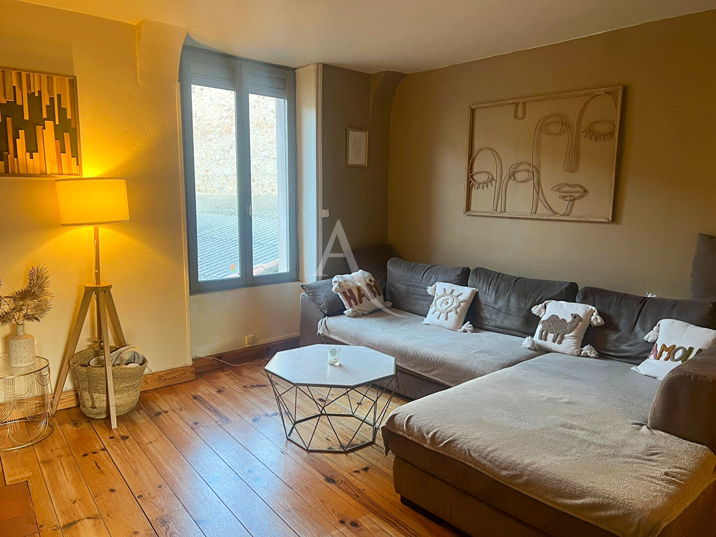 Charmante Maison Tuchan