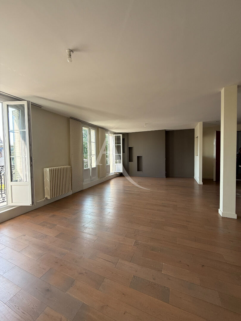 Photo APPARTEMENT CENTRE SOISSONS image 1/6