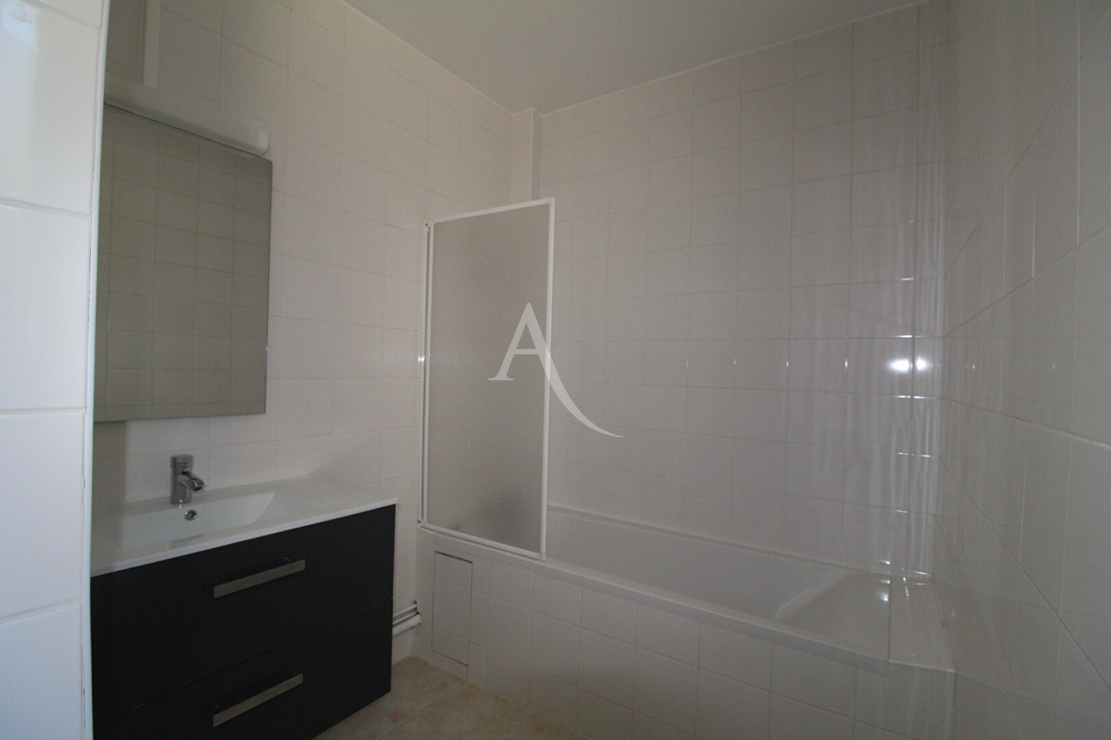 Photo Appartement LA QUEUE EN BRIE 3 pièces image 5/6