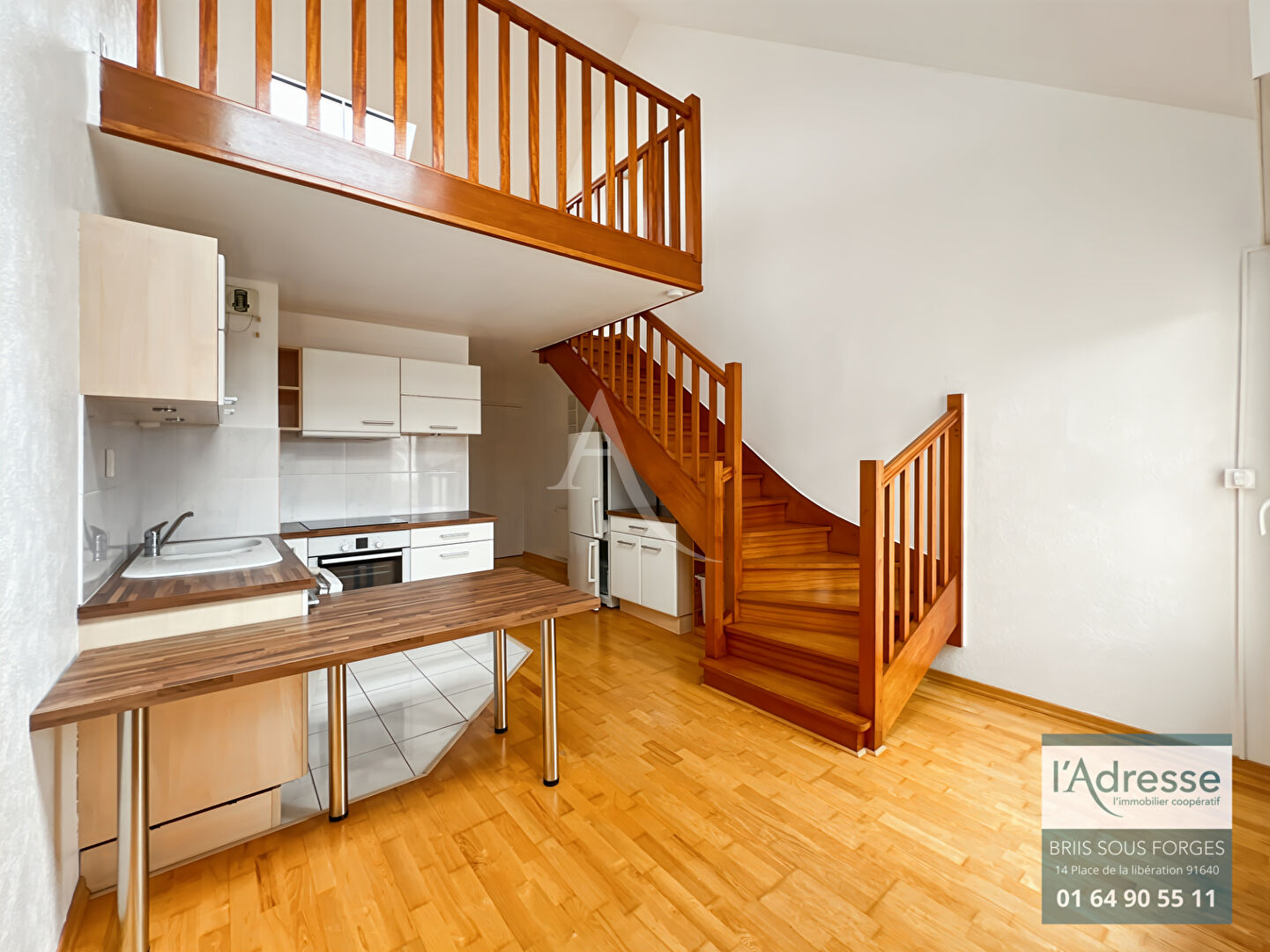 Appartement Dourdan 2 pièce(s) 31 m2 en duplex avec balcon