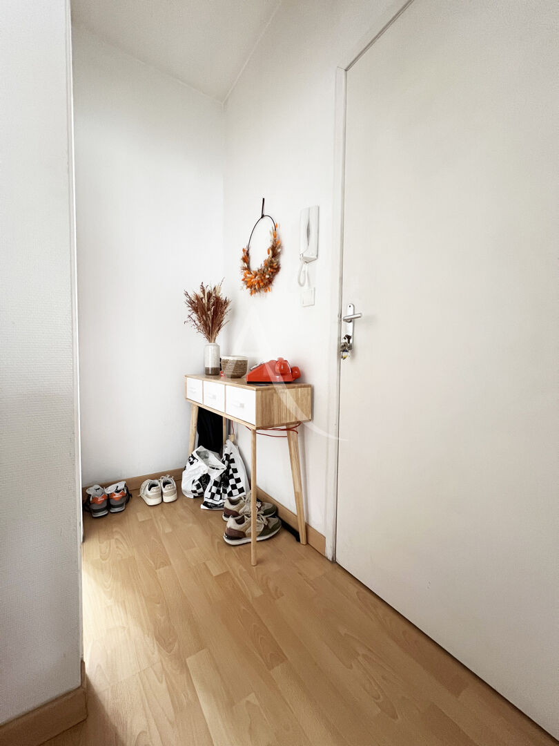 Photo Ensemble Immobilier Centre-Ville  La Rochelle : 4 Appartements avec Cave image 5/6