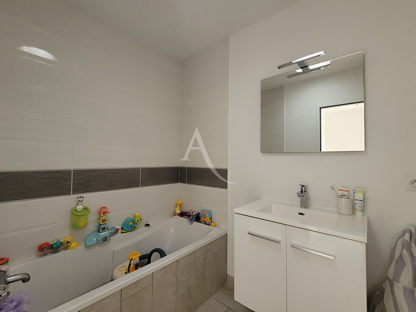 Photo A vendre - Maison récente de plain-pied à Puilboreau image 6/6