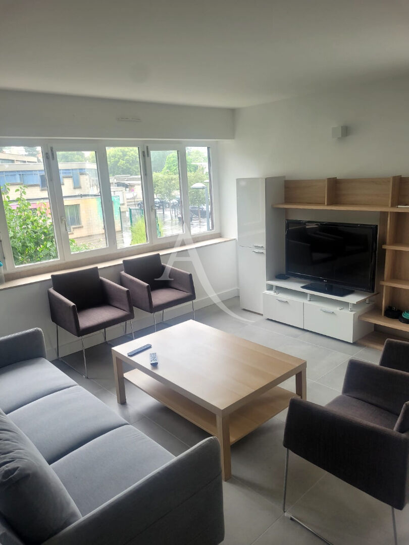 Photo COLOCATION TOUT CONFORT À ÉVRY ? 450/MOIS TOUT INCLUS ! image 2/6