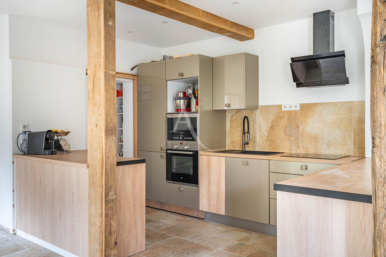 Photo Longère rénovée 6 pièces 196 m² à Chartres agglomération image 2/6