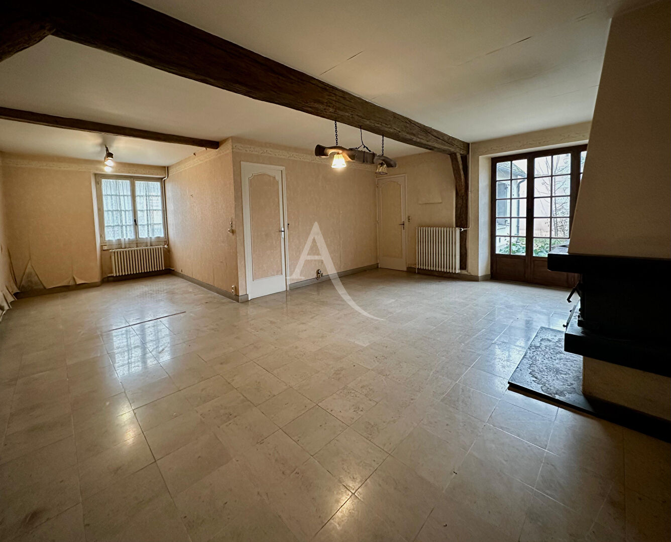 Photo Maison 104 m² + dépendances Gros potentiel Thivars image 3/6