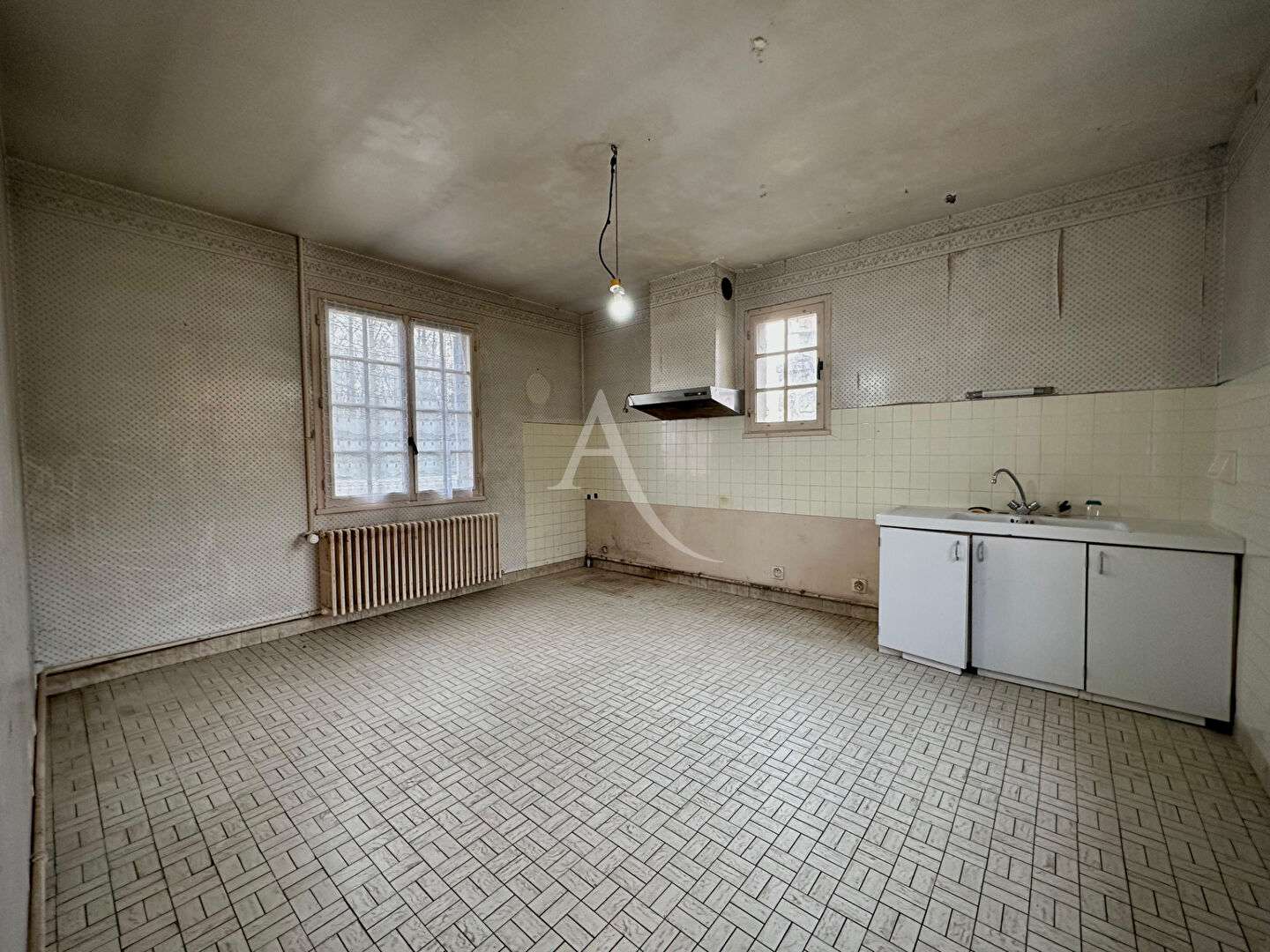 Photo Maison 104 m² + dépendances Gros potentiel Thivars image 4/6