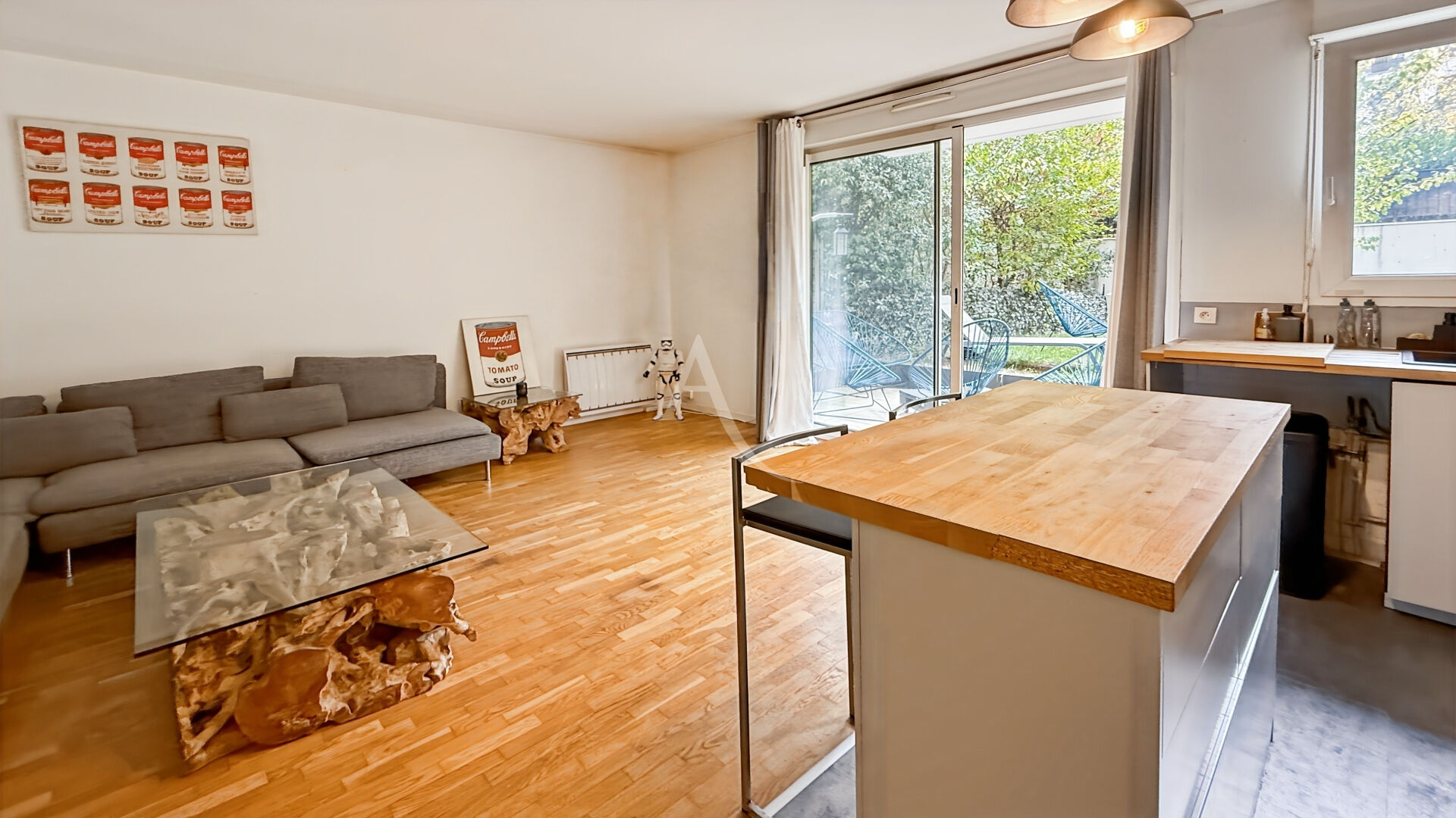 Appartement La Garenne Colombes 2 pièce(s) 46,10 m2 - Jardin Privatif  de 100m2