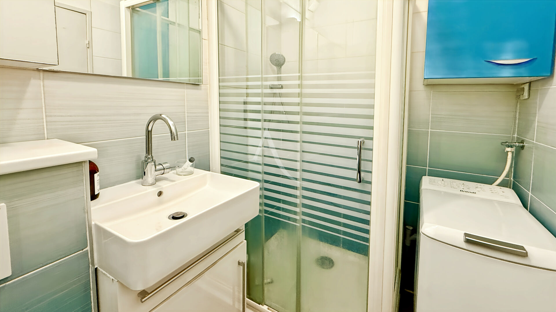 Photo Boulogne-Billancourt / Silly-Galliéni | Grand studio | 7eme  étage | Possibilité 2 pièces image 5/5