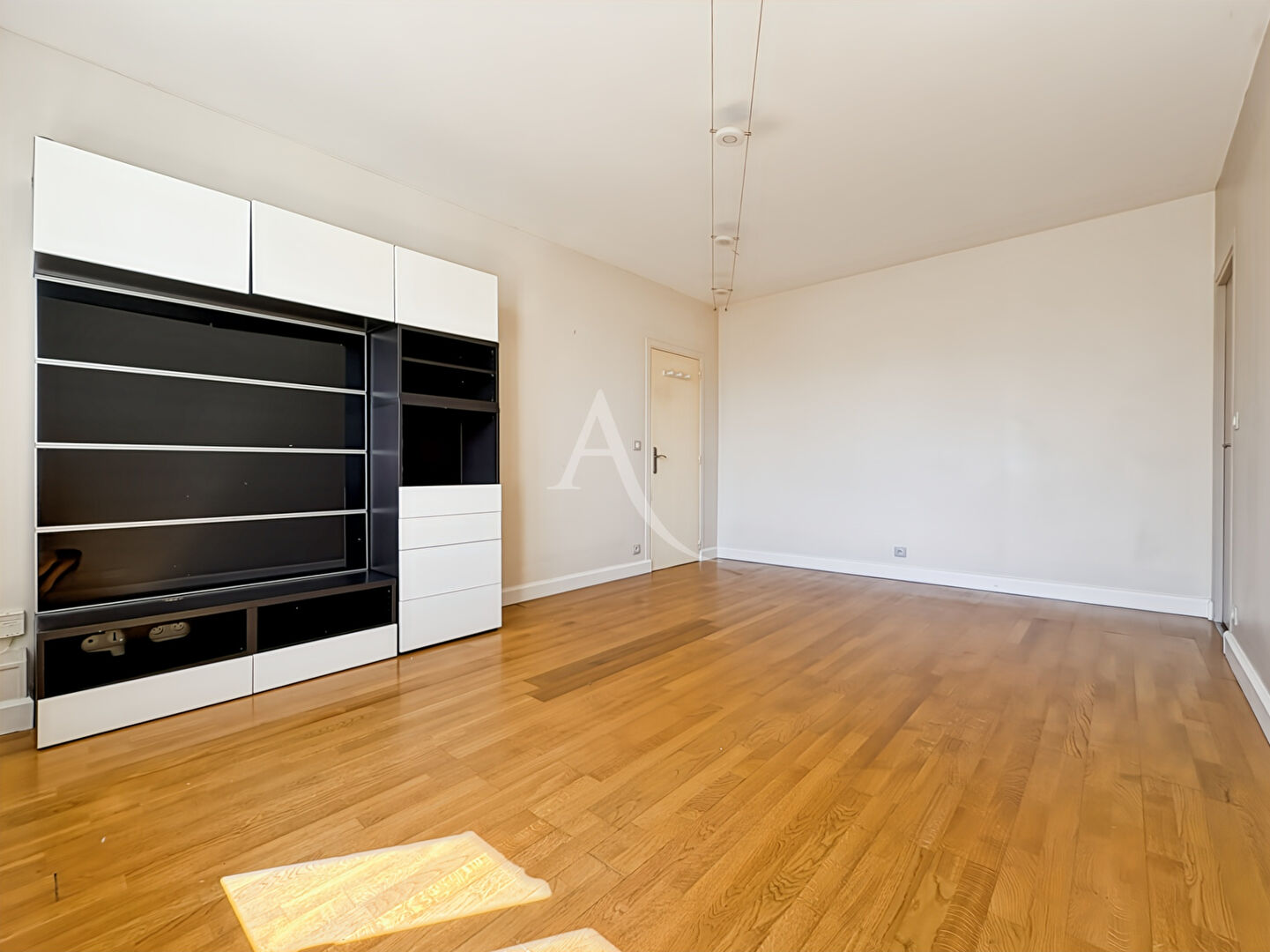 Appartement 3 pièces Quai le Gallo - 63m²