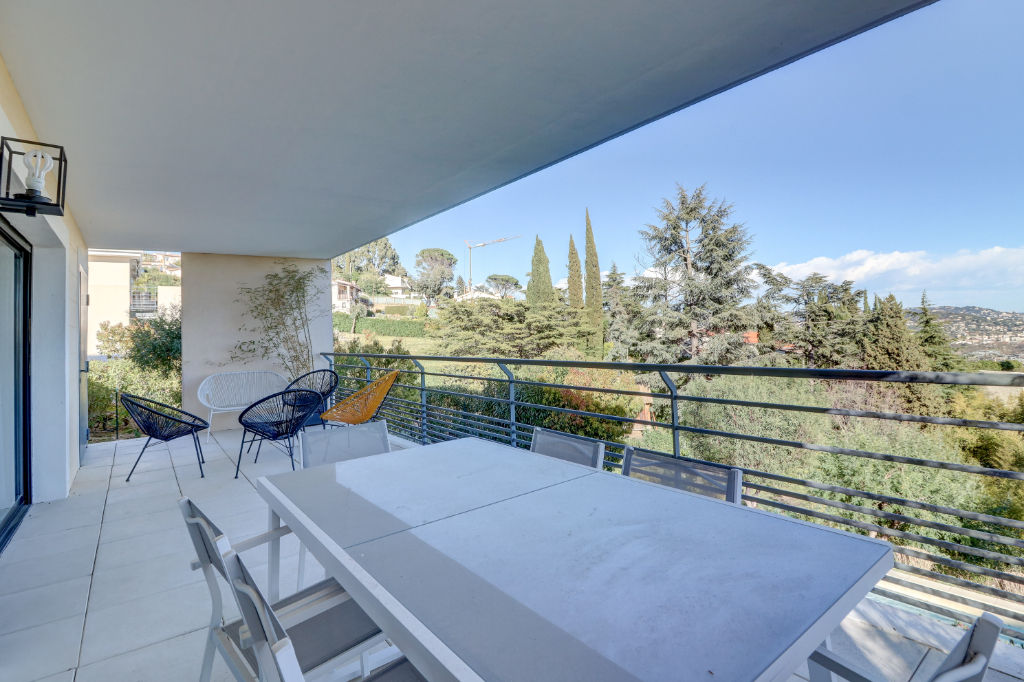 Photo Villa contemporaine avec piscine - vue mer panoramique image 6/6