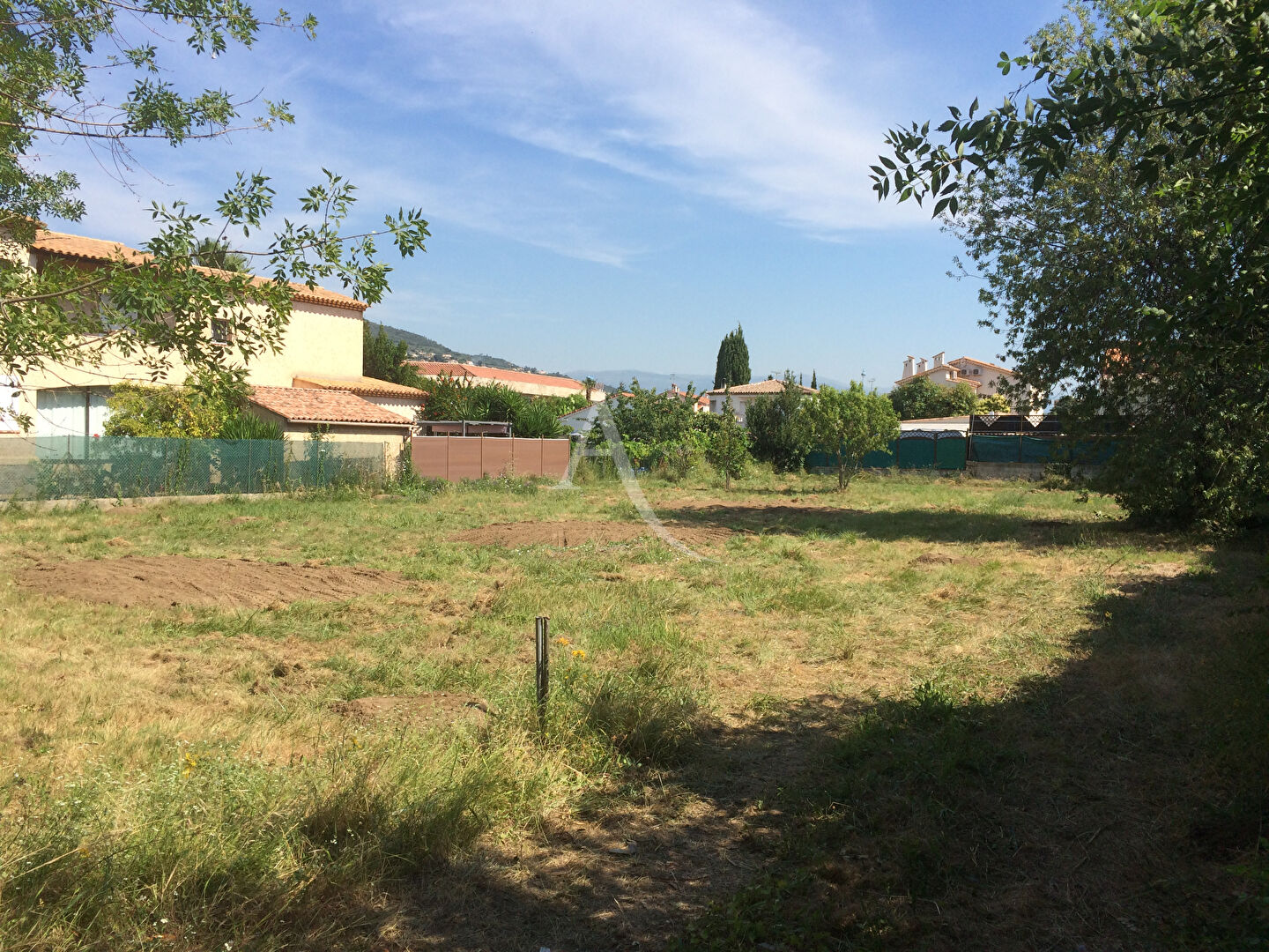 Terrain avec permis accordé proche plages - quartier Cottage