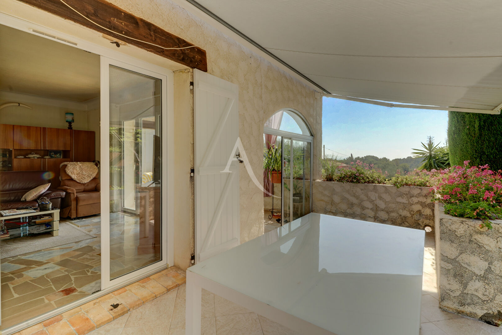 Photo Villa provençale avec piscine image 5/6