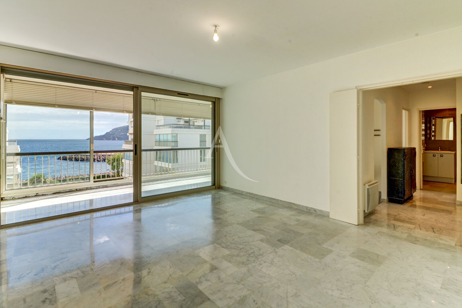 Photo Appartement  pied dans l'eau, 2 pièces avec parking - vue mer image 2/6