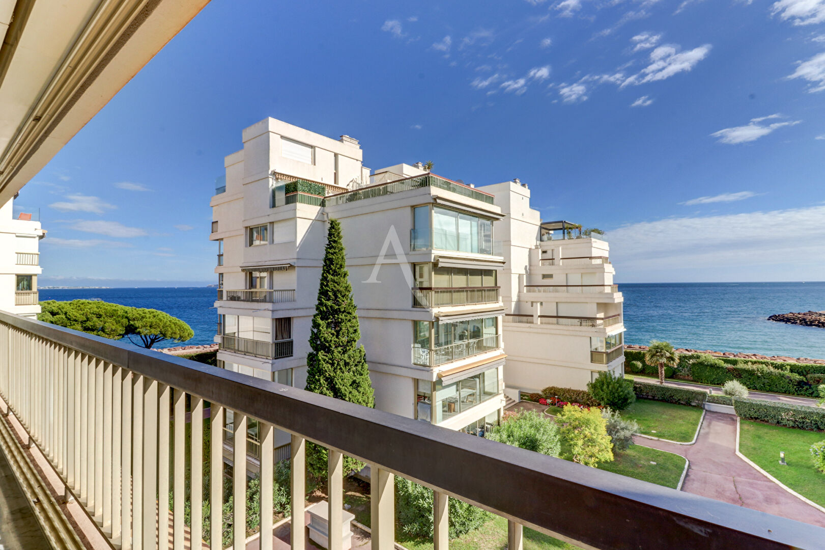 Photo Appartement  pied dans l'eau, 2 pièces avec parking - vue mer image 3/6