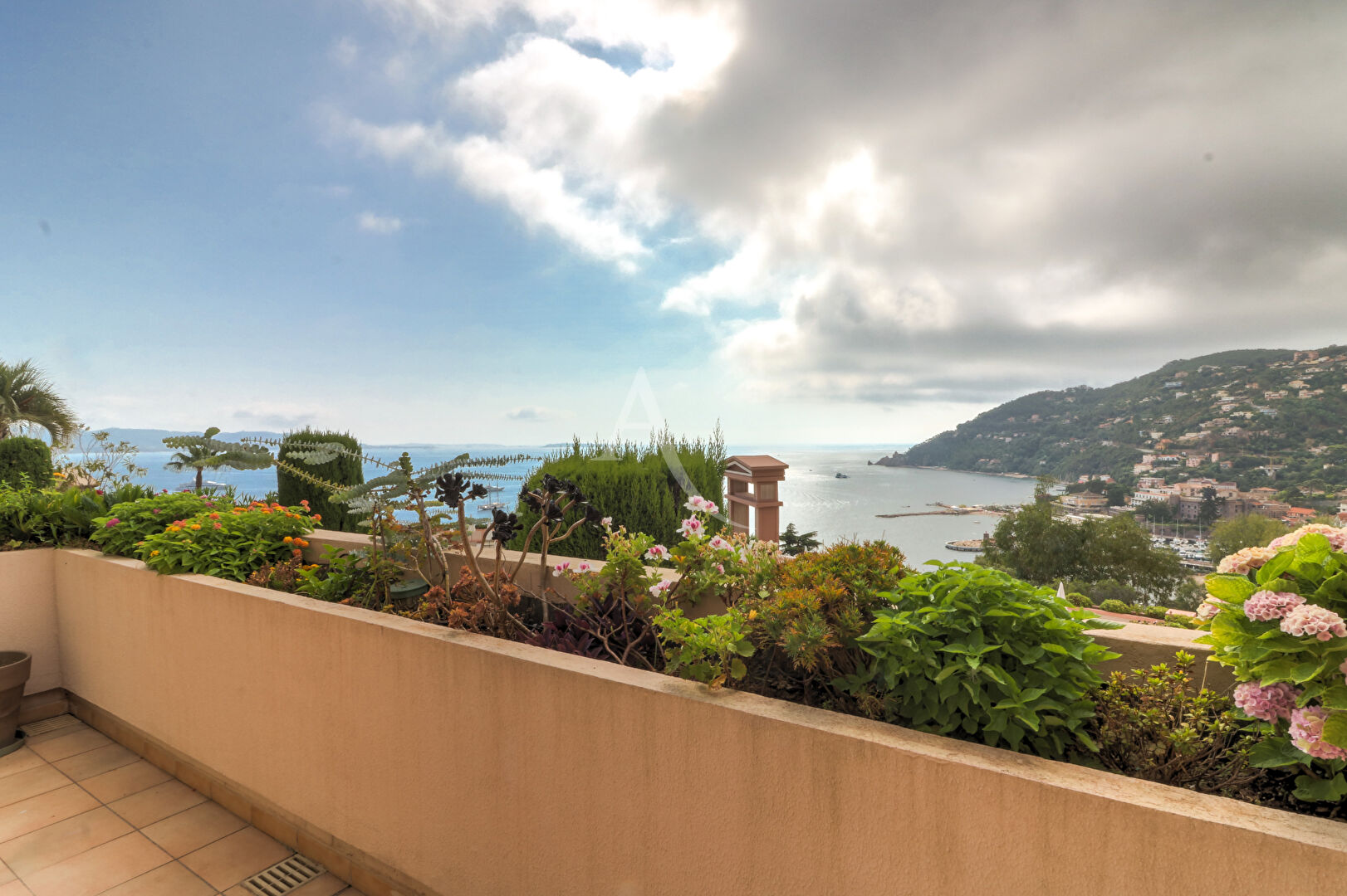 Photo Appartement 3 pièces vue mer panoramique image 4/6