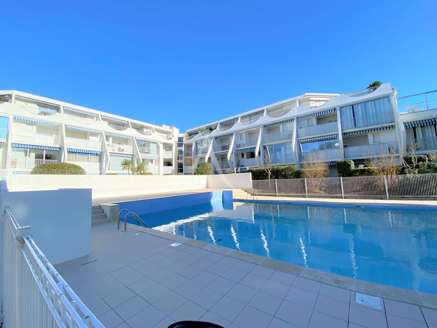 Agence immobilière de L'Adresse AIGUE MARINE IMMOBILIER - GRAND PAVOIS IMMOBILIER