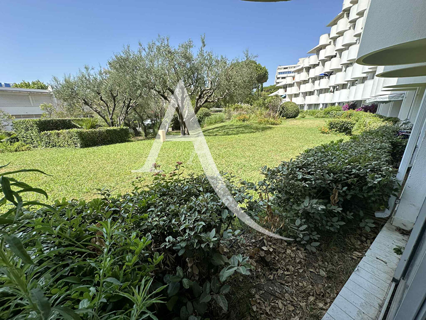 Agence immobilière de L'Adresse AIGUE MARINE IMMOBILIER - AIGUE MARINE IMMOBILIER