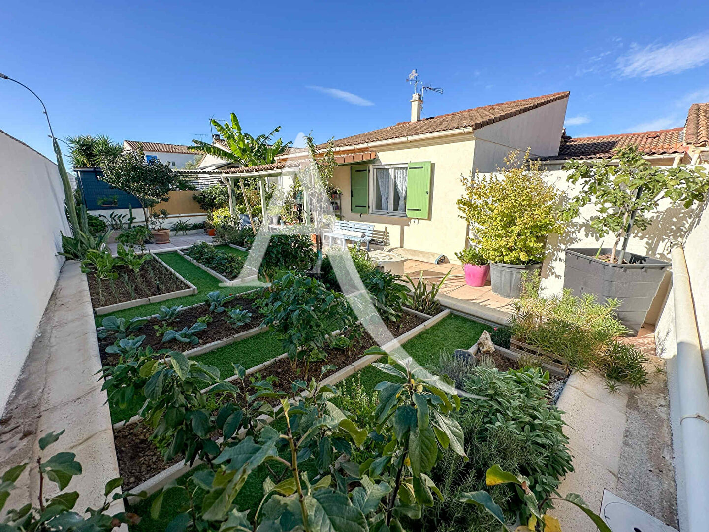 Agence immobilière de L'Adresse AIGUE MARINE IMMOBILIER - AIGUE MARINE IMMOBILIER