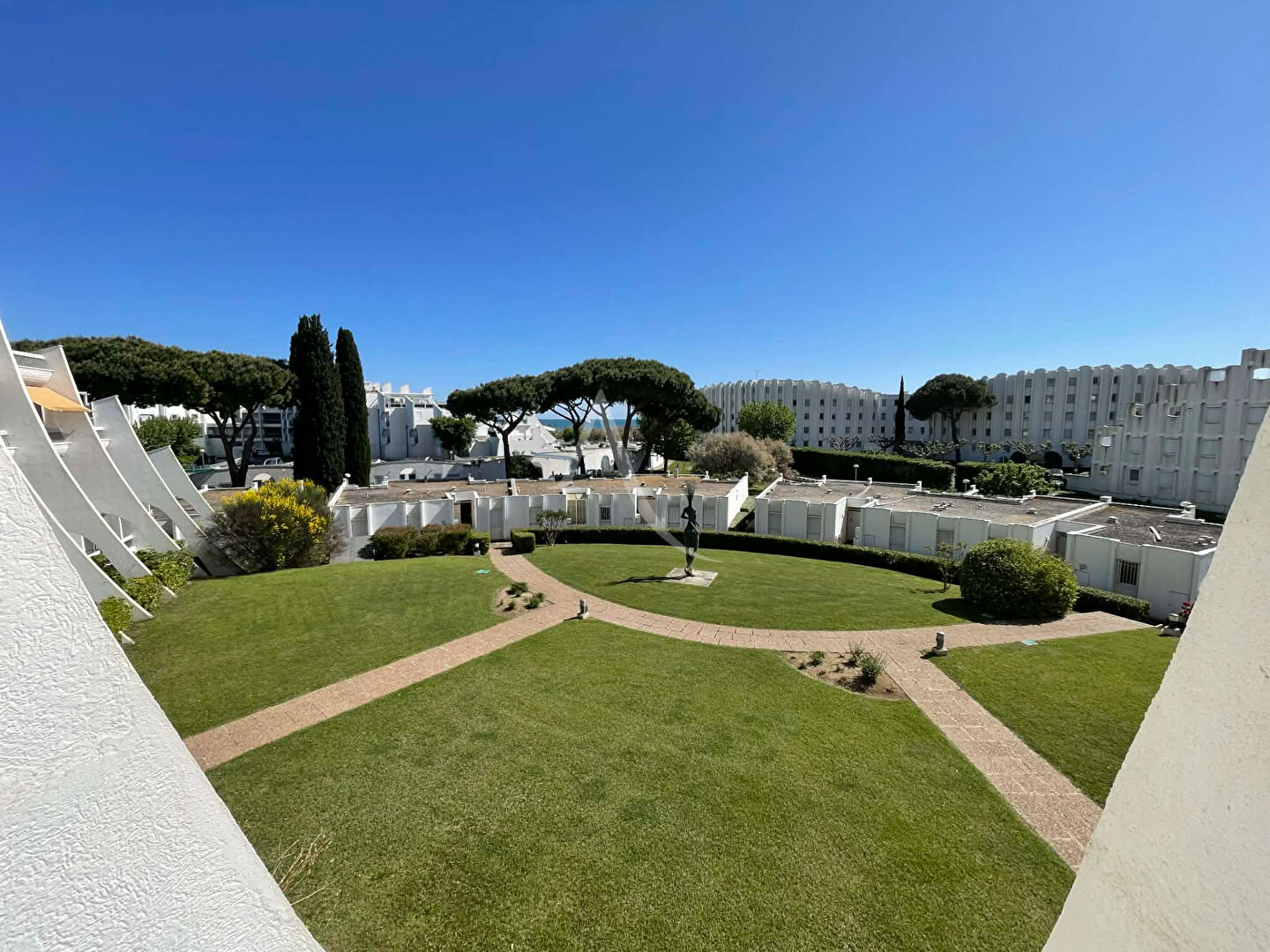 Agence immobilière de L'Adresse AIGUE MARINE IMMOBILIER - AIGUE MARINE IMMOBILIER