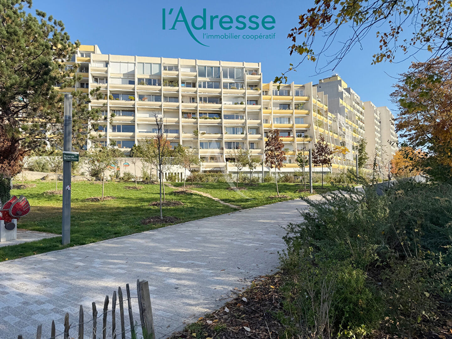 Agence immobilière de 
 L'Adresse de l'ANCIENNE MAIRIE - DESCAMPS - PIERRAT - AGENCE DE L'ANCIENNE MAIRIE 
