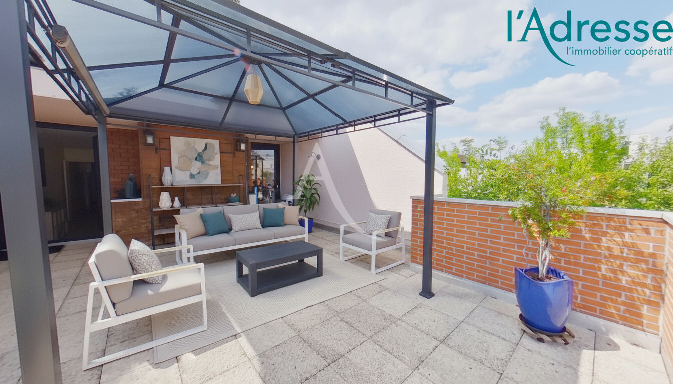 Agence immobilière de 
 L'Adresse de l'ANCIENNE MAIRIE - DESCAMPS - PIERRAT - AGENCE DESCAMPS 
