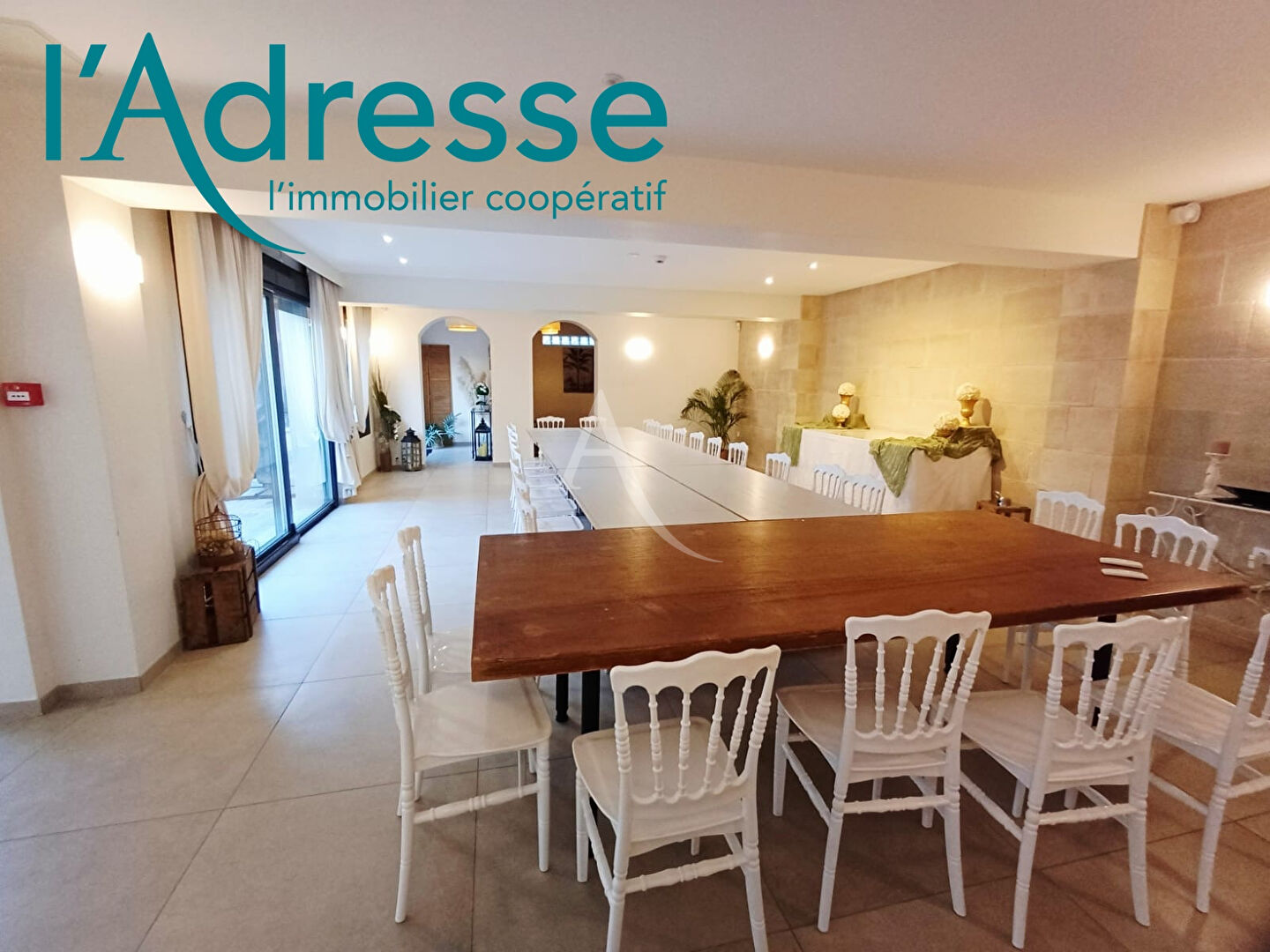 Agence immobilière de 
 L'Adresse de l'ANCIENNE MAIRIE - DESCAMPS - PIERRAT - AGENCE DESCAMPS 
