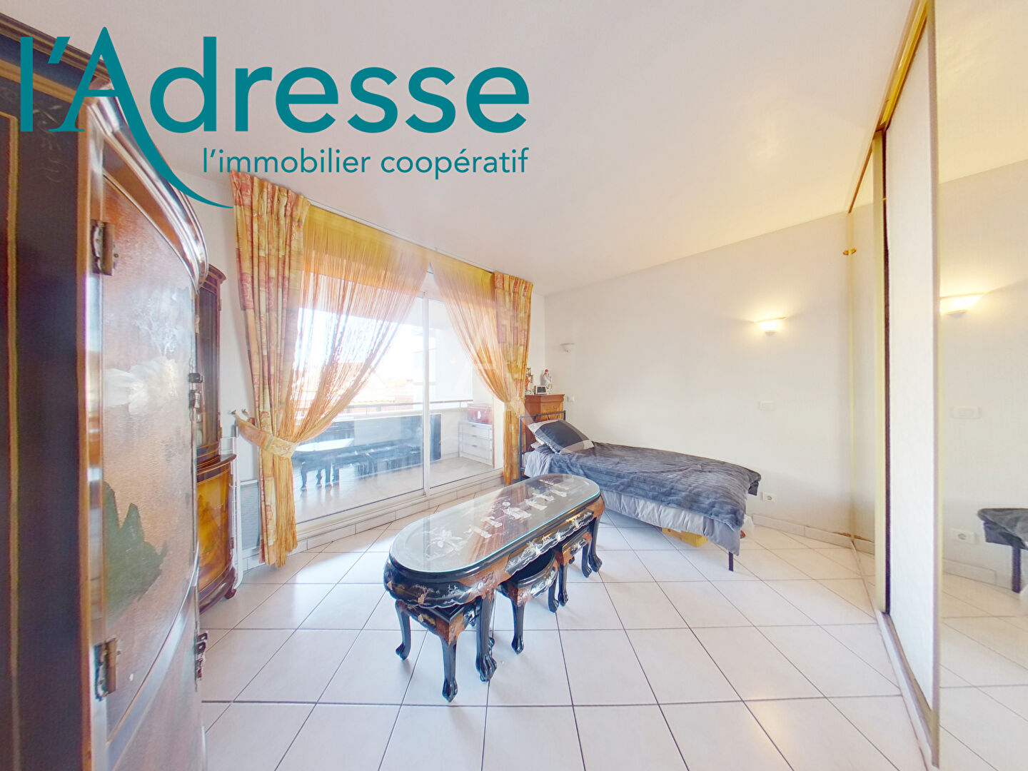 Agence immobilière de 
 L'Adresse de l'ANCIENNE MAIRIE - DESCAMPS - PIERRAT - AGENCE DESCAMPS 
