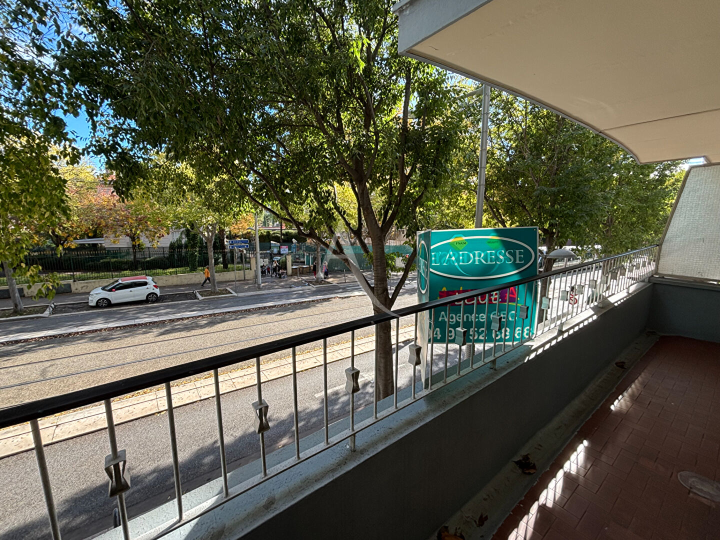 Photo TROIS PIECES Gorbella image 4/6