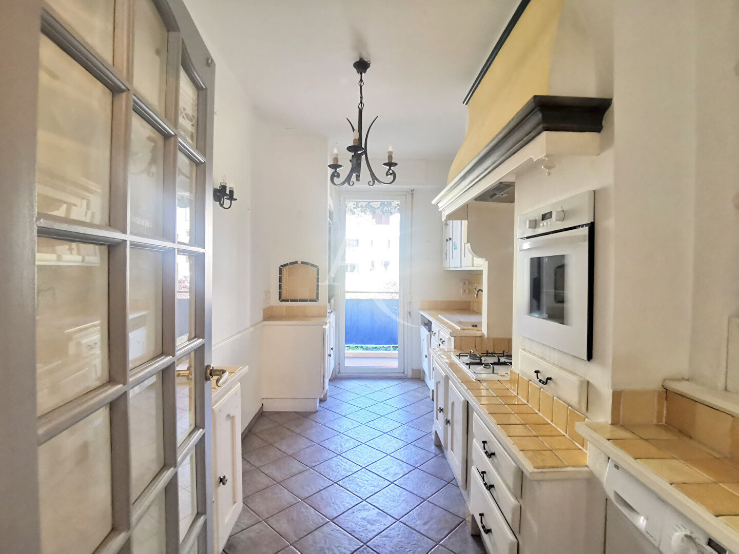 Photo GORBELLA : GRAND APPARTEMENT 3 PIECES DANS RESIDENCE STANDING image 1/6