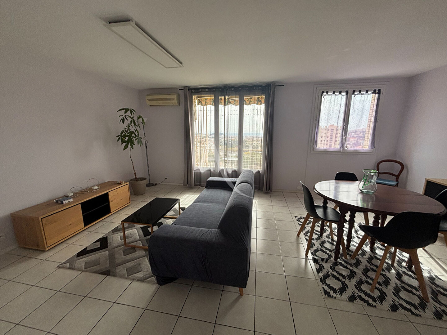 Agence immobilière de L'ADRESSE C.E.C GORBELLA
